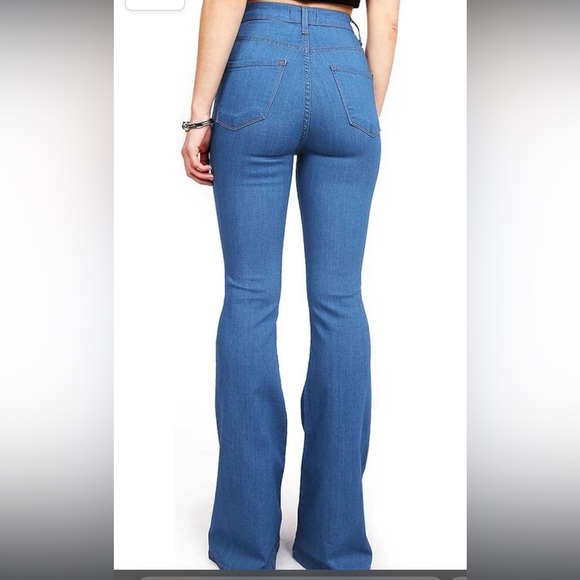Vibrant Women's Juniors Bell Bottom High Waist Fitted Denim Jeans, size 13. - Picture 2 of 7